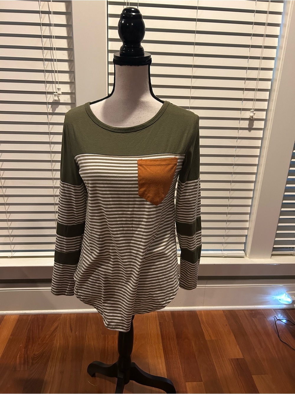 Source Unknown Olive Striped Long Sleeve Top with Orange Chest Pocket